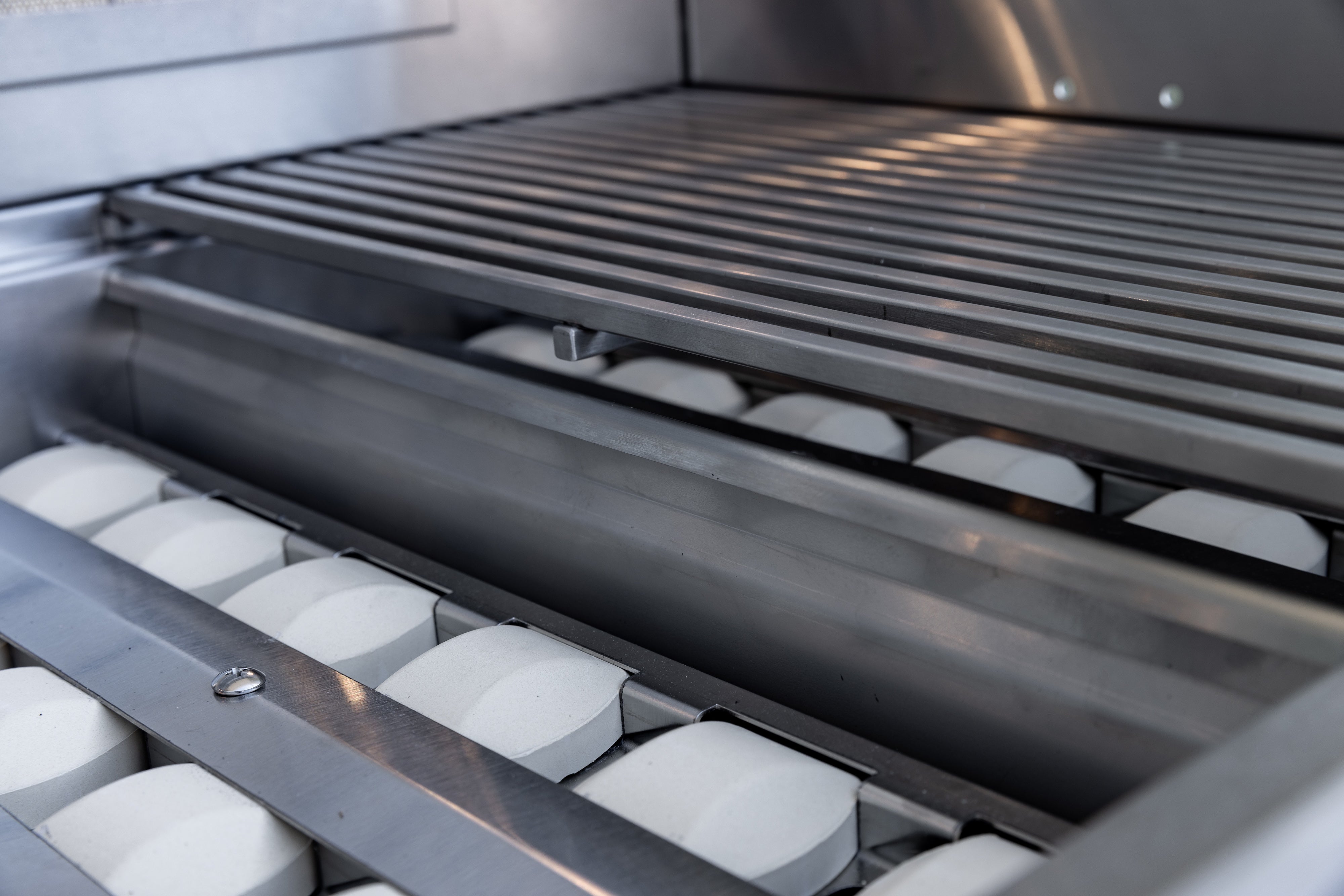 TRL Pro 40″ Built-In Grill