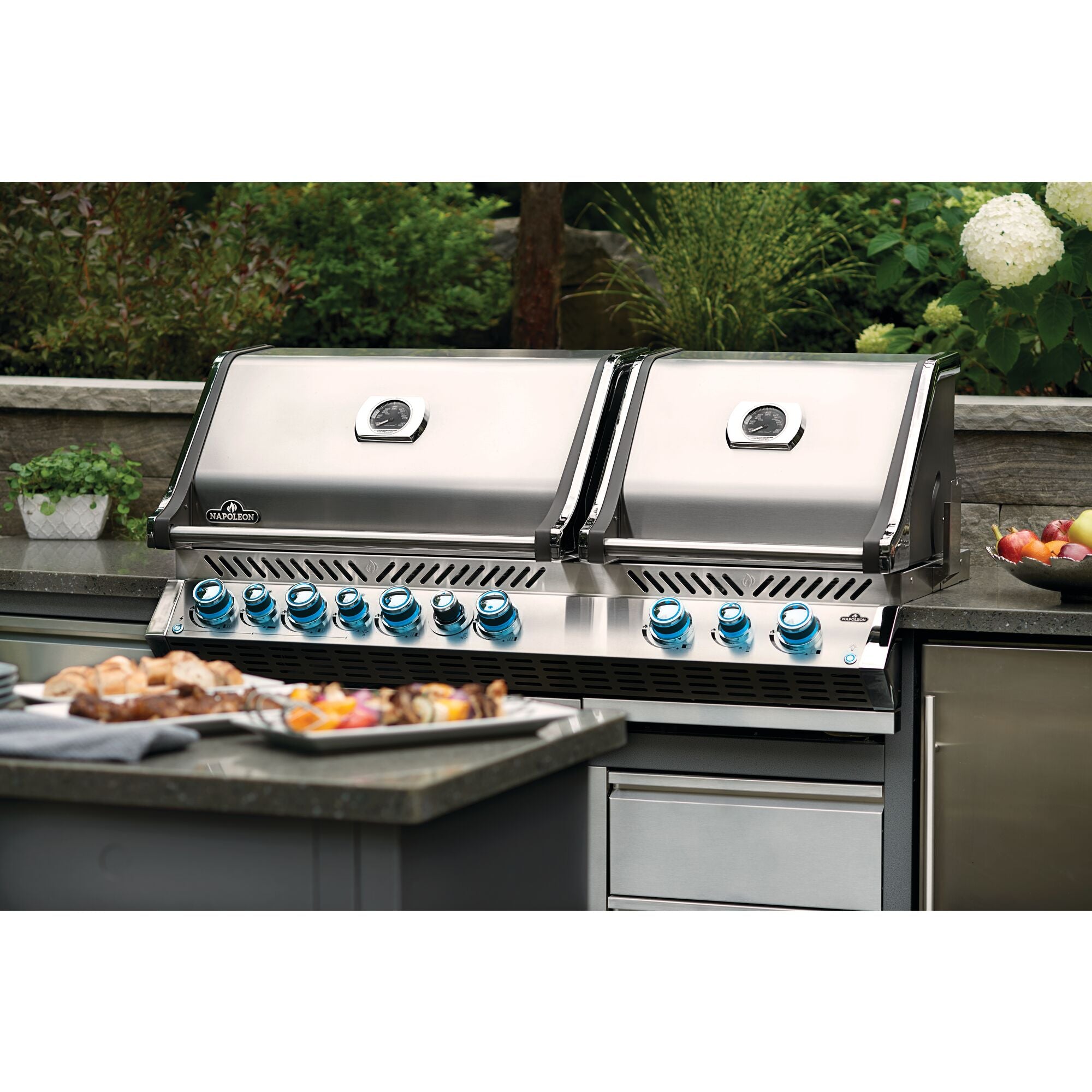 Napoleon Prestige PRO 825 Built-In Gas Grill Head with Infrared Bottom and Rear Burners, Propane