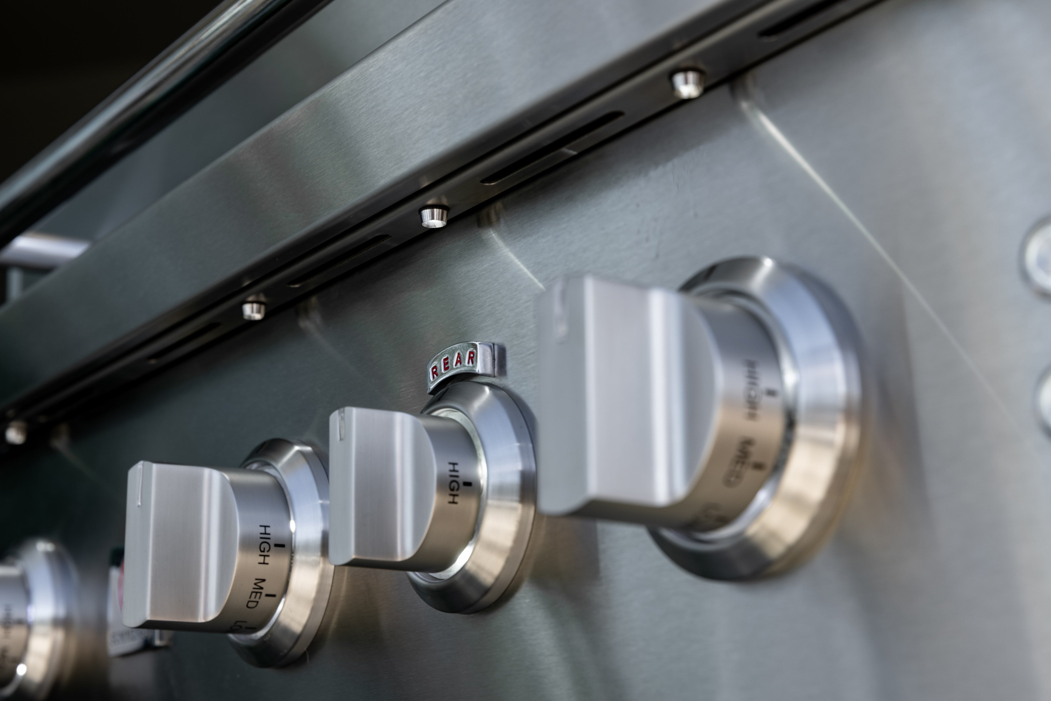 TRL Pro 40″ Built-In Grill